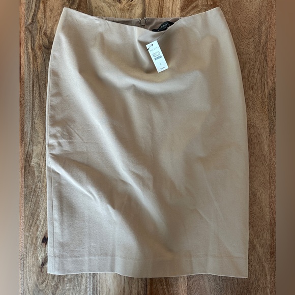 Talbots tan pencil skirt - Picture 1 of 4